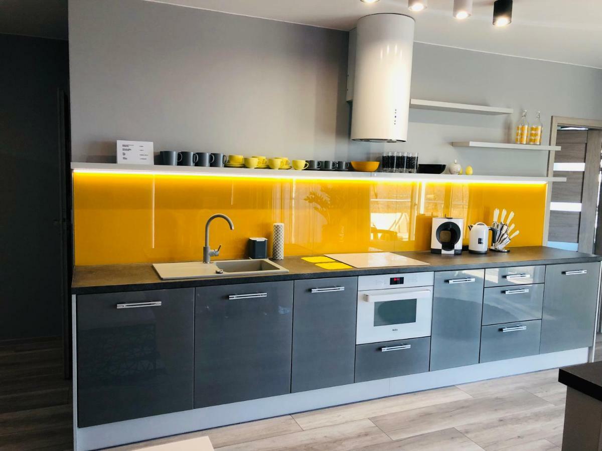 Apartament Elegance Yellow Rewal Luaran gambar